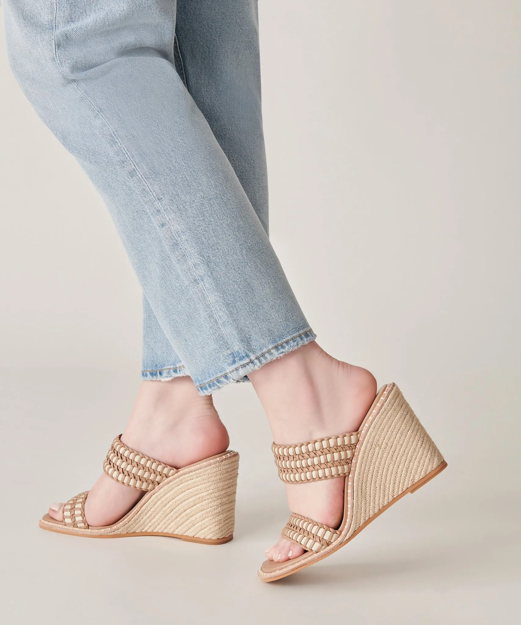 ABIGAL WEDGES IVORY MULTI STELLA