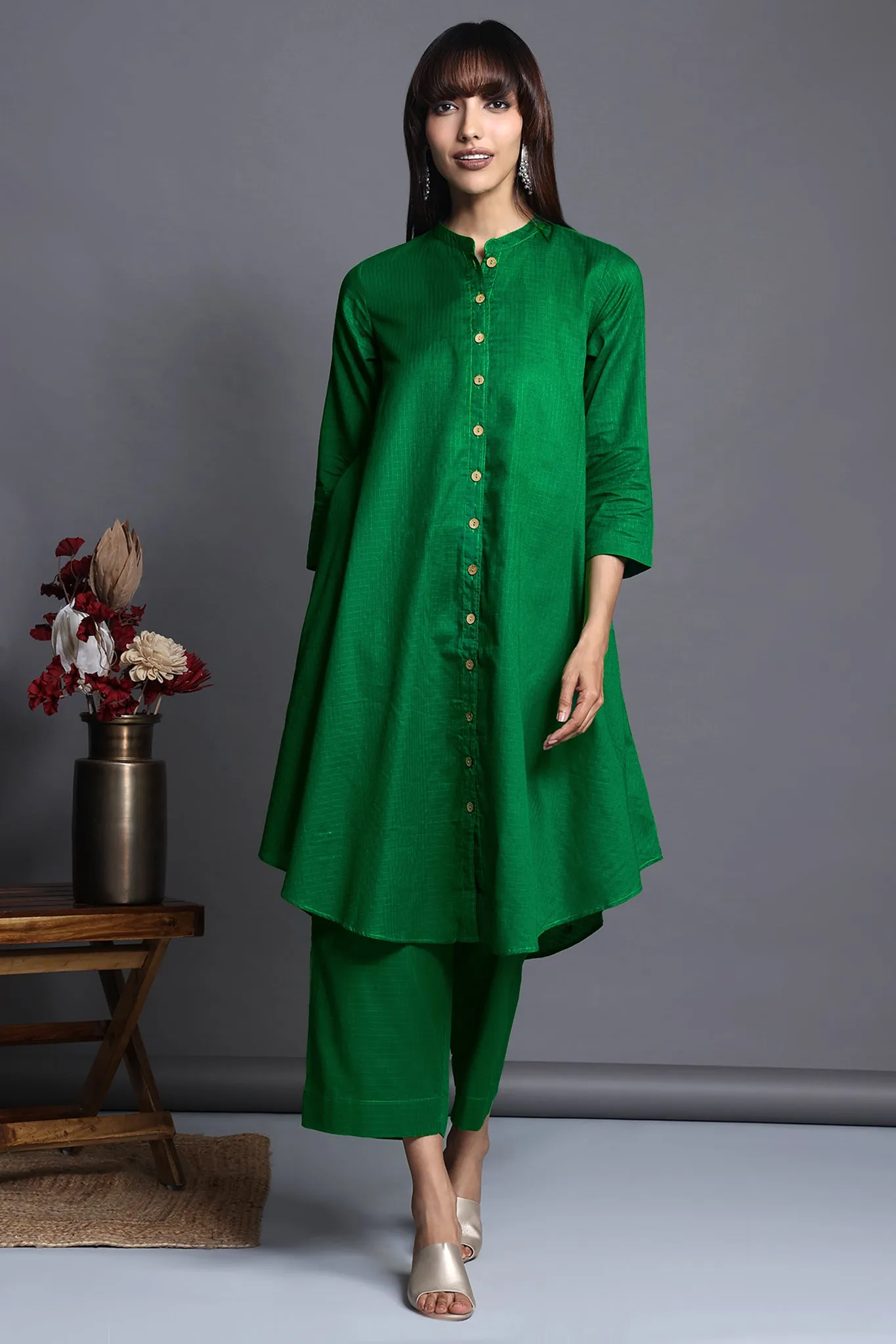 asymmetrical hemline button down tunic - green gemstone & lattice symphony