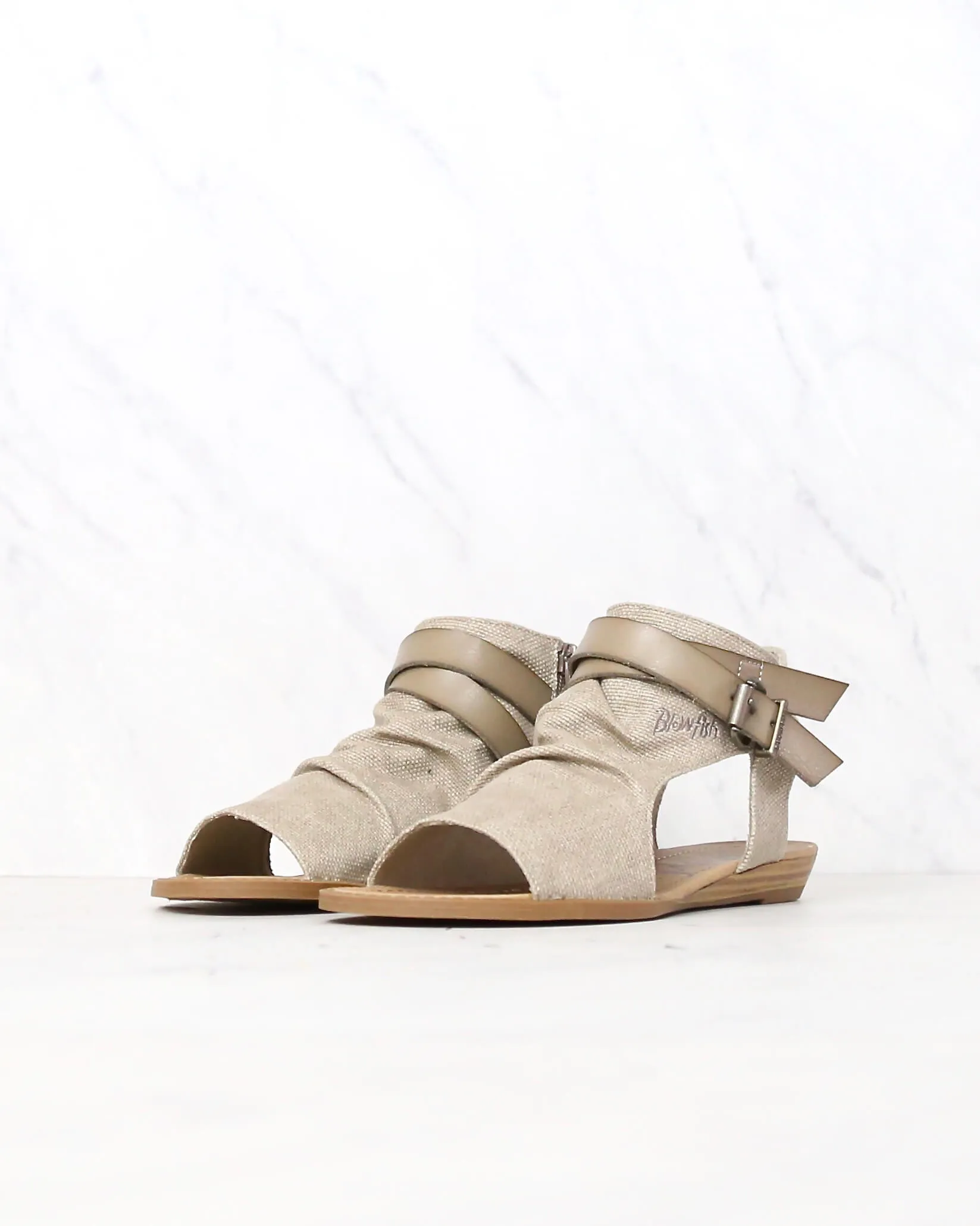 Blowfish - Balla Sandal in Light Taupe