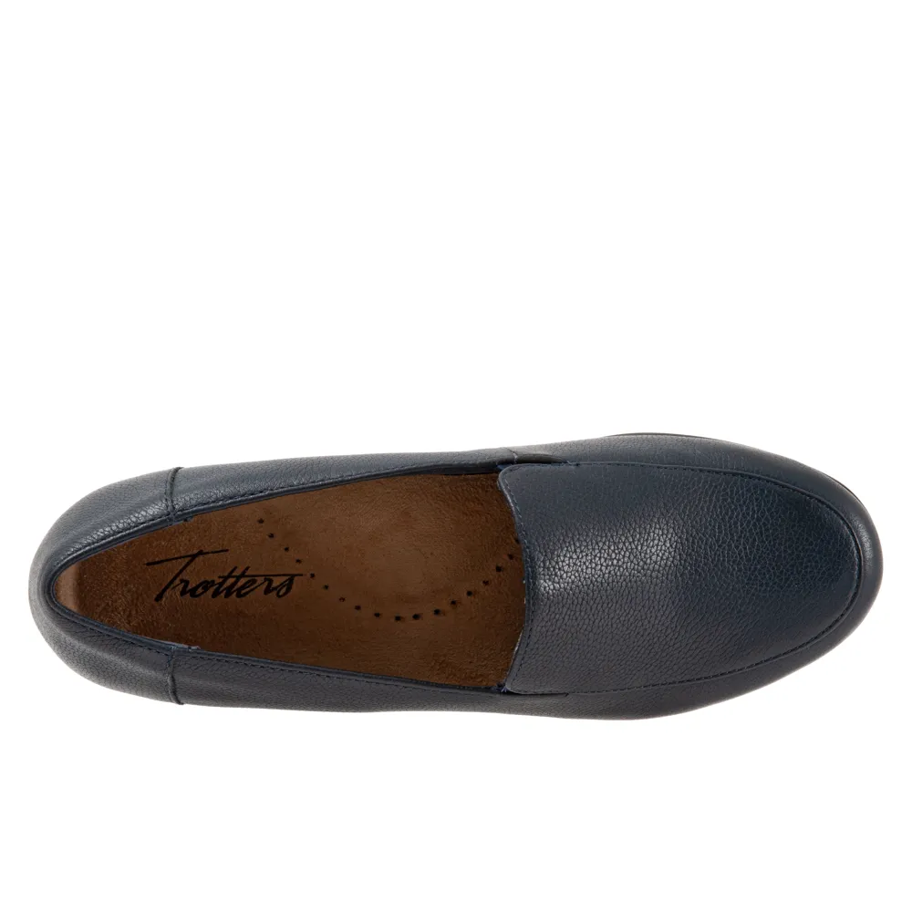 Deanna Loafer (T2055)