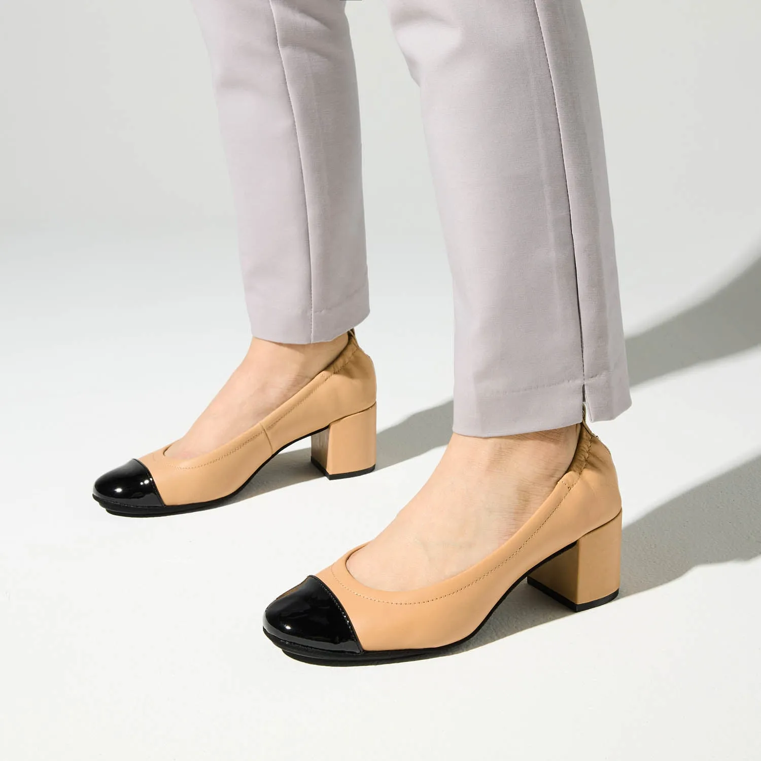 Heidi Classic Pump in Tan Leather