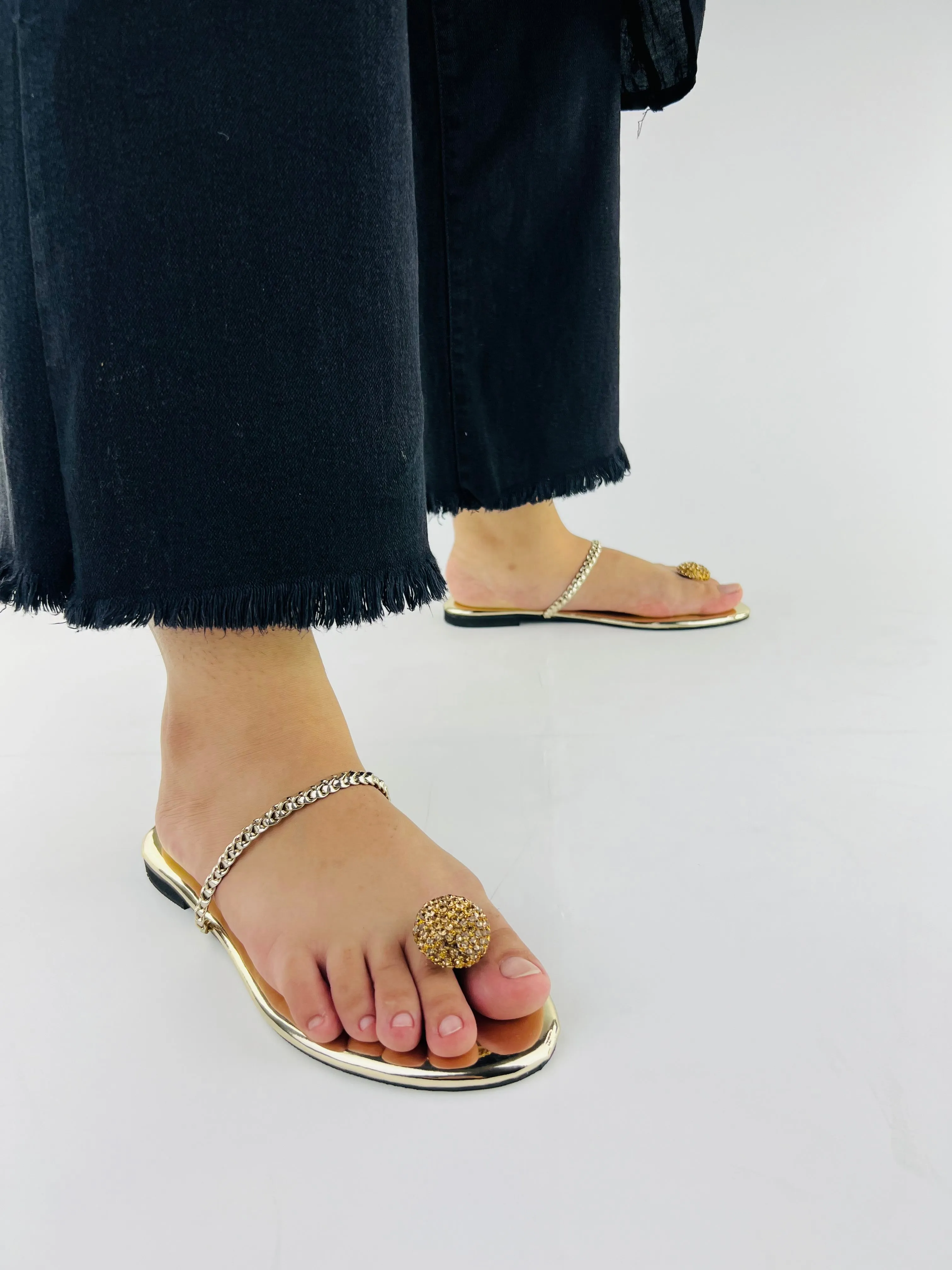 Spunkz Zinia Gold Rhinestone Ball Toe Ring Kolhapuri Flats Slides